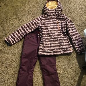 Mountain hardware Snow Gear